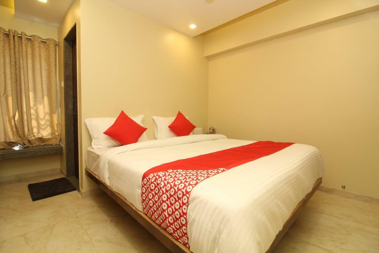 Oyo 37468 Nisha Lodging Solapur Ngoại thất bức ảnh